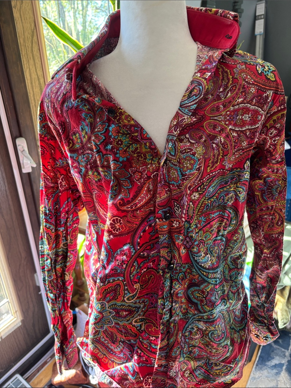 Men's Red Paisley Long-Sleeve Button-Down Shirt